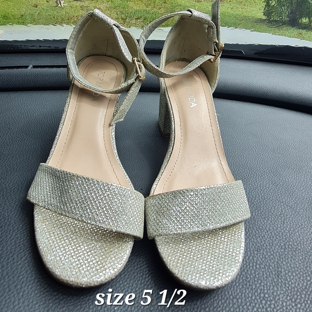 Top Noda sandal